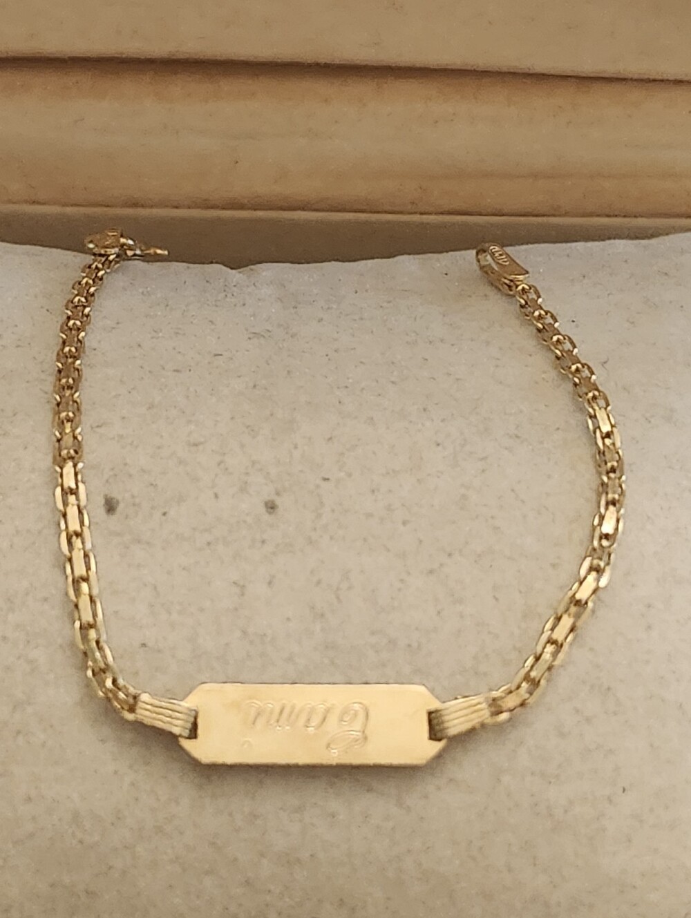 14kt Gold ID  Bracelet with Script Engraving Name Cami 1.56 Grams
